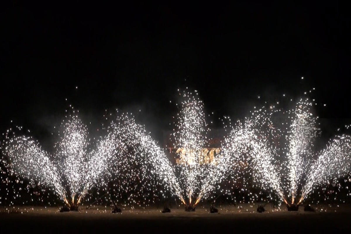 Looking for where to buy fireworks near New York City? Find legal stores in PA and NJ, check current prices, and learn about strict NYC laws to avoid fines.
