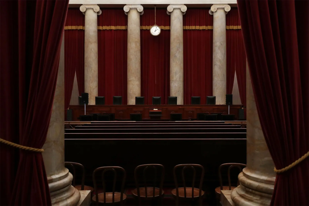 US Supreme Court delays ruling on Trump’s global tariffs as criticism of his Greenland plan and ICE detention issues intensify worldwide.