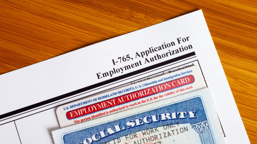 How to get a Work Authorization in the USA easily. Follow our step by step guide on Form I 765, eligibility categories, and tips to avoid common filing errors.