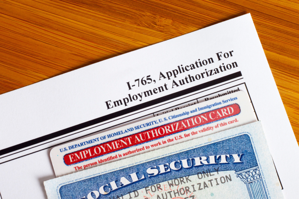 How to get a Work Authorization in the USA easily. Follow our step by step guide on Form I 765, eligibility categories, and tips to avoid common filing errors.