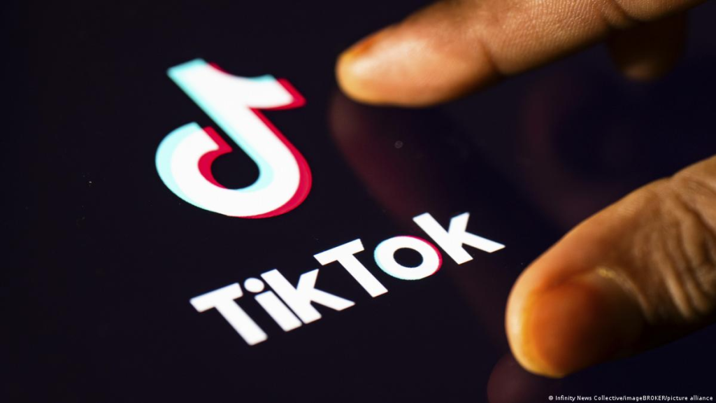 TikTok finalizes U.S. spin-off deal, securing operations for 200M American users with Oracle, MGX, and Silver Lake investments, ensuring data and algorithm security.