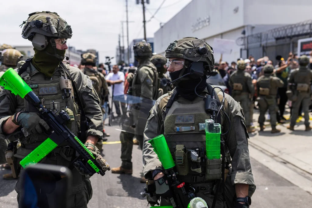 California judge halts mask ban for ICE agents, citing constitutional concerns; ID display law stands, enforcement paused until Feb. 19, 2026.