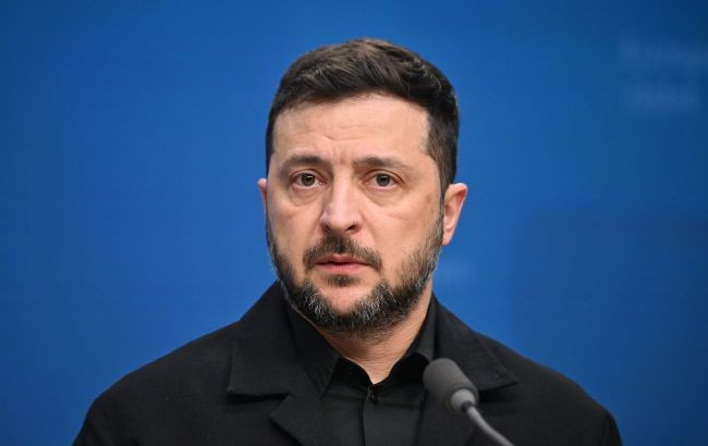 US pushes for Ukraine-Russia peace by June as Zelensky confirms Miami talks amid hundreds of Russian drones striking Ukraine’s energy infrastructure.