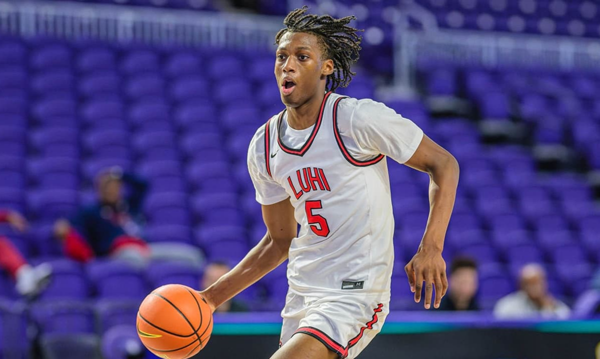 Five-star guard Dylan Mingo commits to North Carolina, joining a top-15 recruiting class and continuing the Tar Heels’ streak of elite signings.
