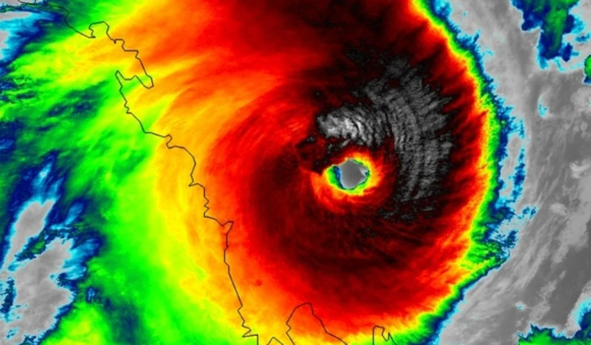 Tropical Cyclone Horacio became the first Category 5 storm of 2026 in the South Indian Ocean, with winds of 160 mph, far from populated areas.