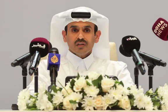Qatar warns Gulf energy exports may halt within weeks as Iran conflict escalates, threatening global oil and gas supply.