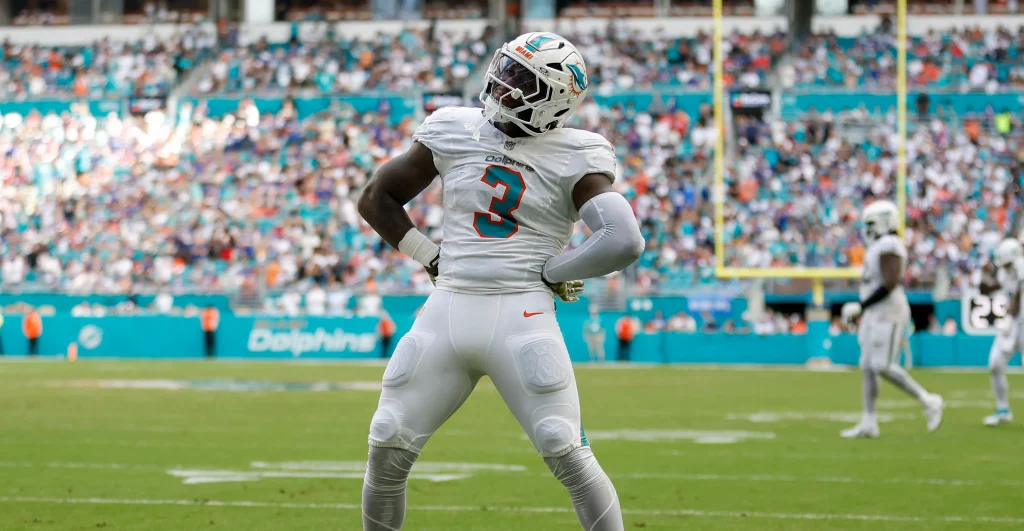 Linebacker K.J. Britt signs a one-year deal with the New England Patriots after contributing on special teams for the Dolphins in 2025.