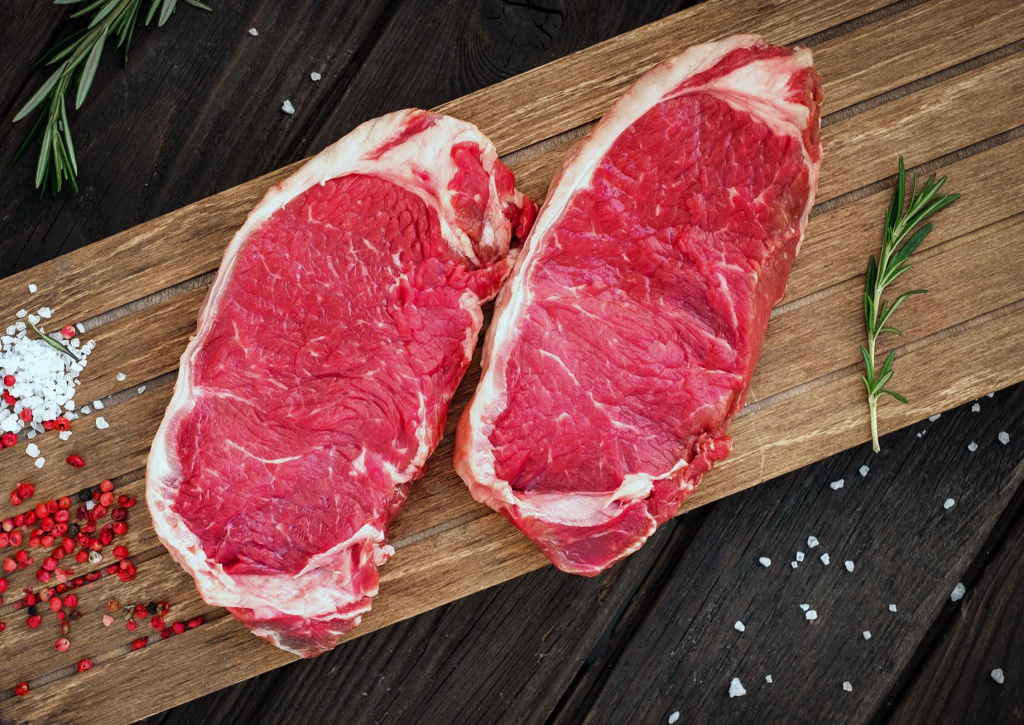How to make meat soft and tender: pro guide on marinades for beef, pork, and lamb. Use kiwi, yogurt, or vinegar to get juice results and avoid tough texture.