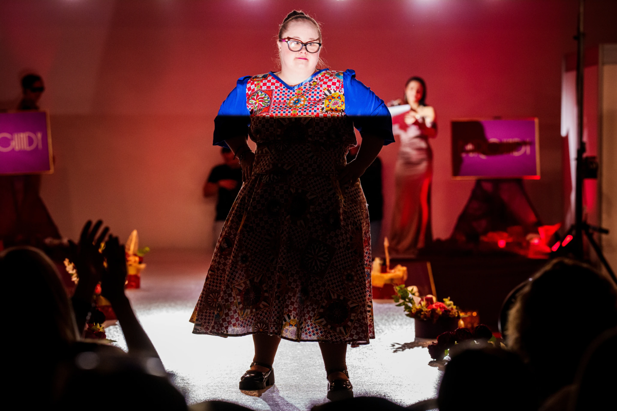 Models with Down syndrome in Romania walk the runway at SEEN Gala, highlighting style, courage, and awareness for World Down Syndrome Day 2026.