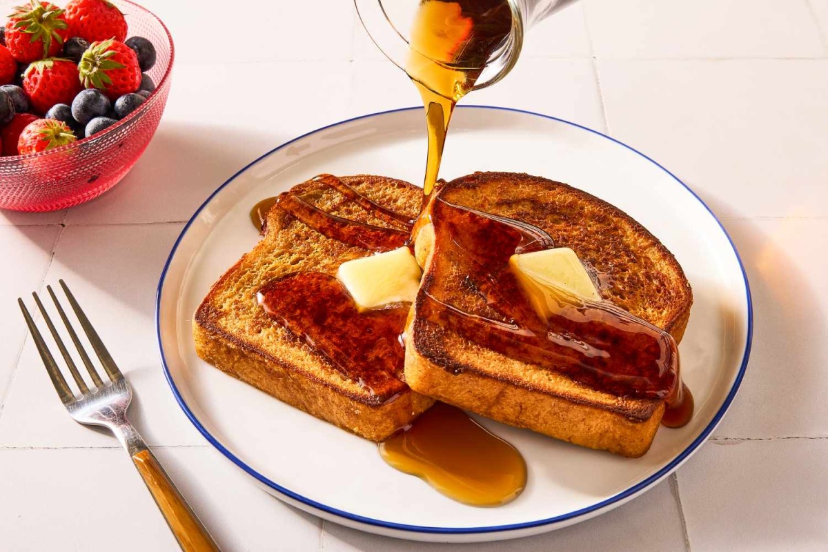Master how to make French toast with our easy recipe. Crispy outside, custardy inside. Perfect breakfast in 15 minutes with simple pantry ingredients.