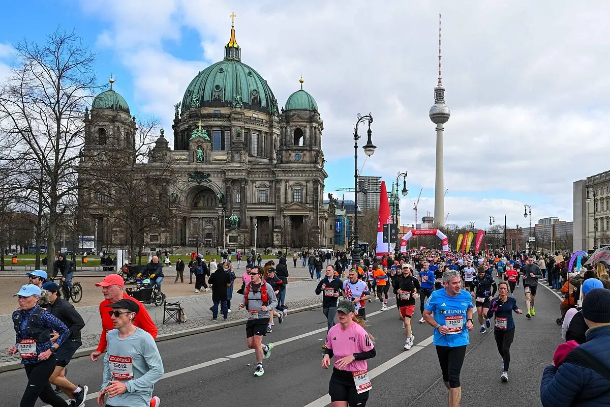 Generali Berlin Half Marathon 2026 results show a new German record by Amanal Petros and victories for Andrea Kiptoo and Likina Amebaw on the fast Berlin streets.