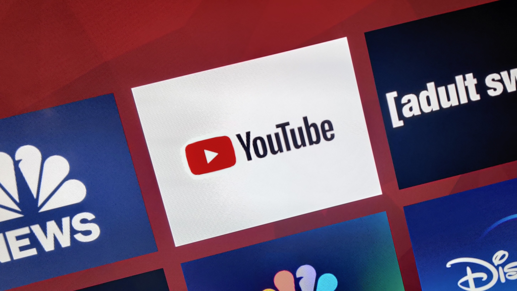 YouTube launches 30-second unskippable TV ads with AI optimization for connected TVs, rolling out March 2026 to enhance ad reach and viewer targeting.